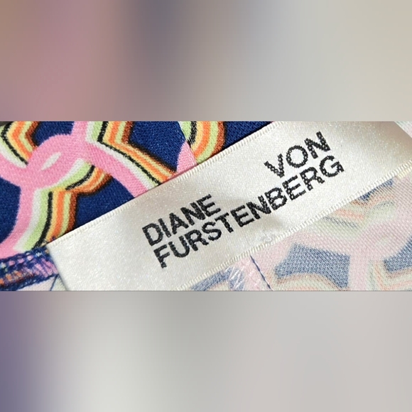 Diane Von Furstenberg DVF Brooklyn Matte Jersey Pants Pink and Navy Geometric - Picture 5 of 9